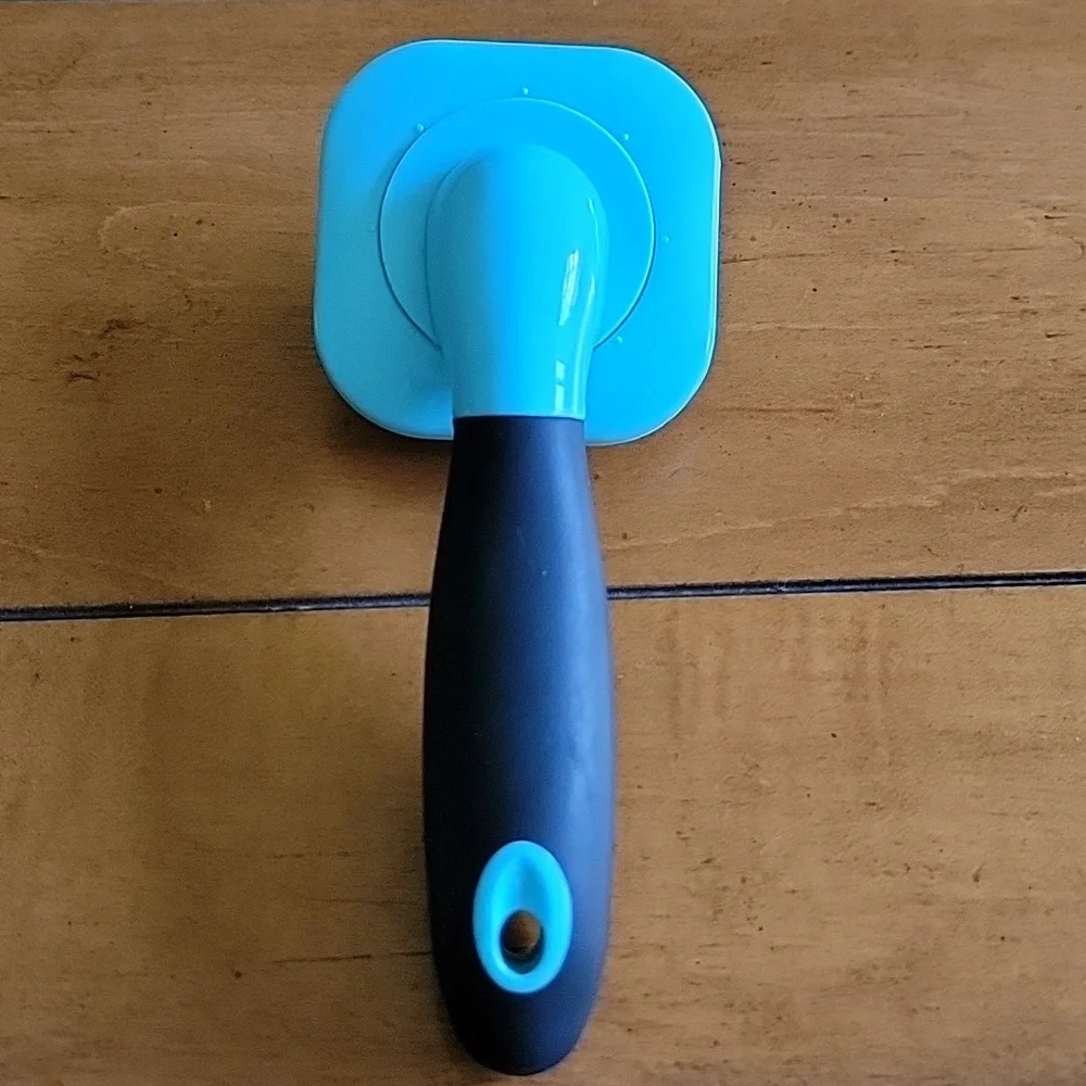 Gonicc slightly used